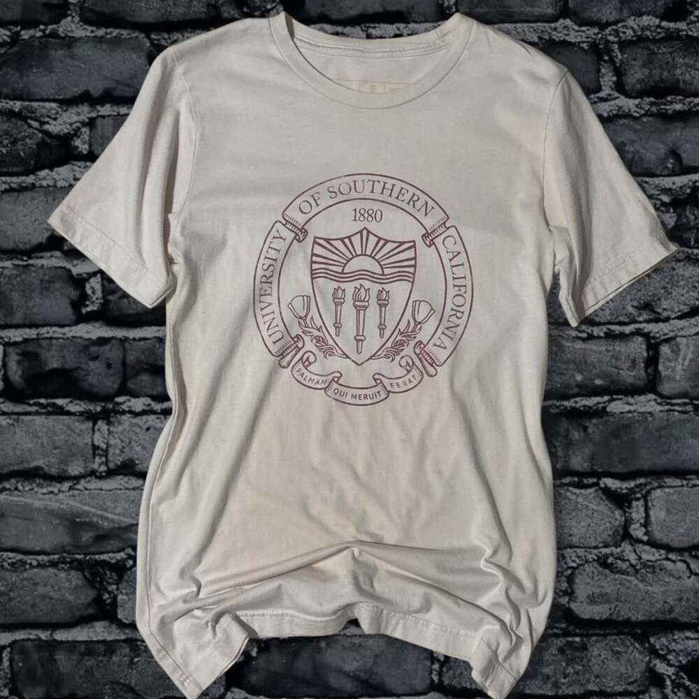 The Heritage Collection USC Trojans T-Shirt Size S Cream Graphic Tee